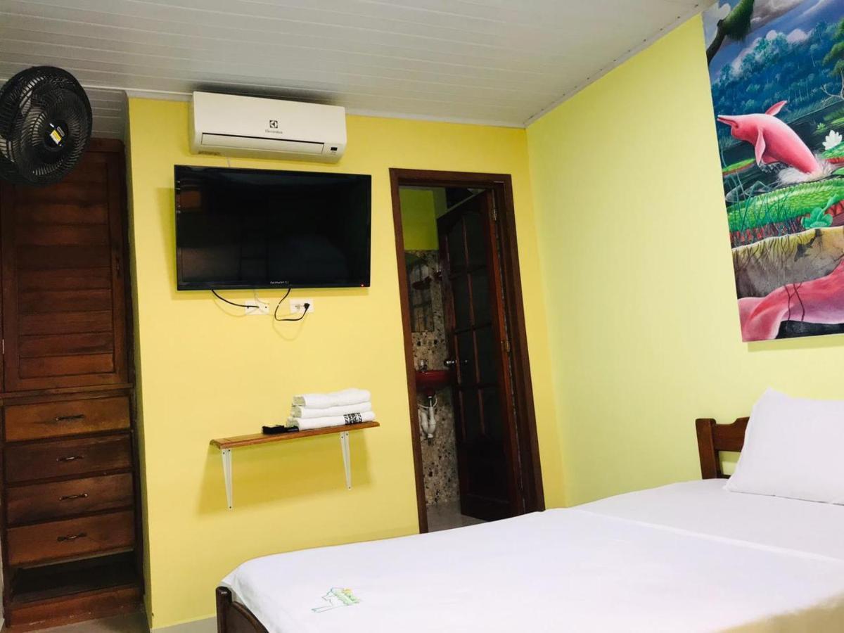 Hostal La Esperanza Leticia Kültér fotó