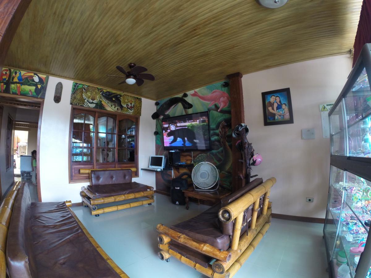 Hostal La Esperanza Leticia Kültér fotó